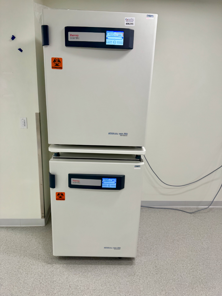 Image of Thermo HERAcell Vios 250i Double Stack CO2 Incubator
